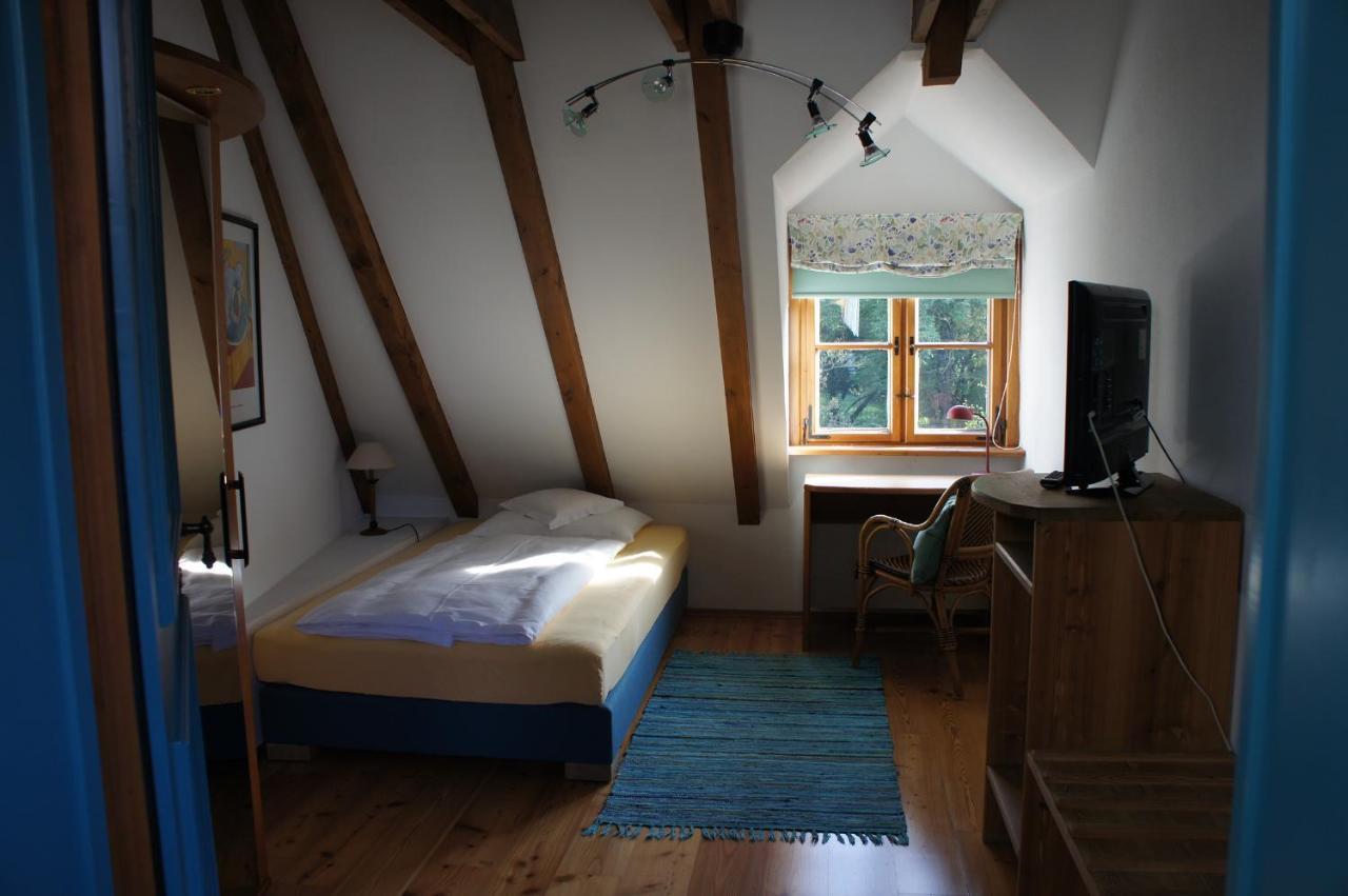 Hotel Schwarzer Adler Erlangen Extérieur photo