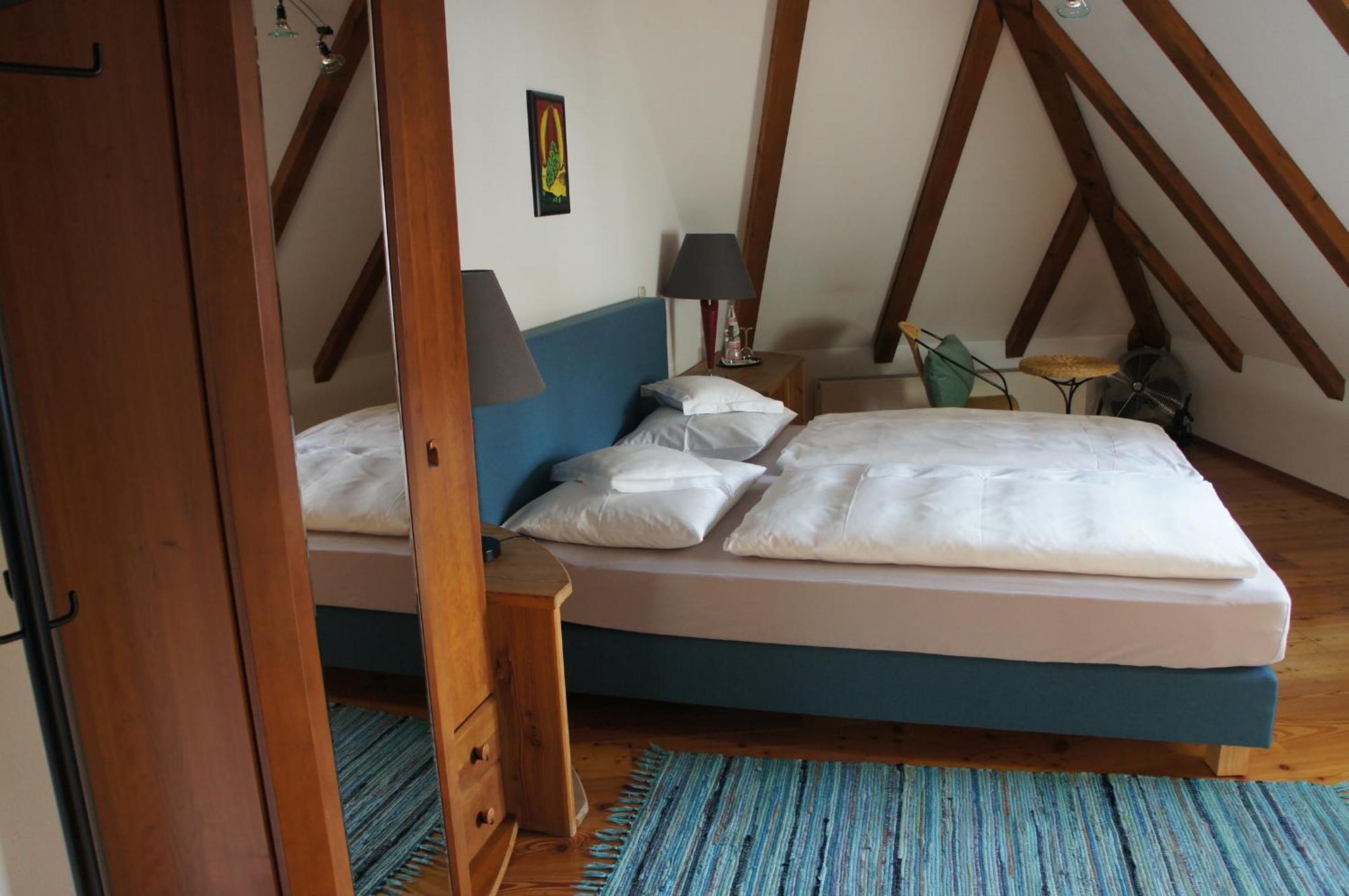 Hotel Schwarzer Adler Erlangen Chambre photo