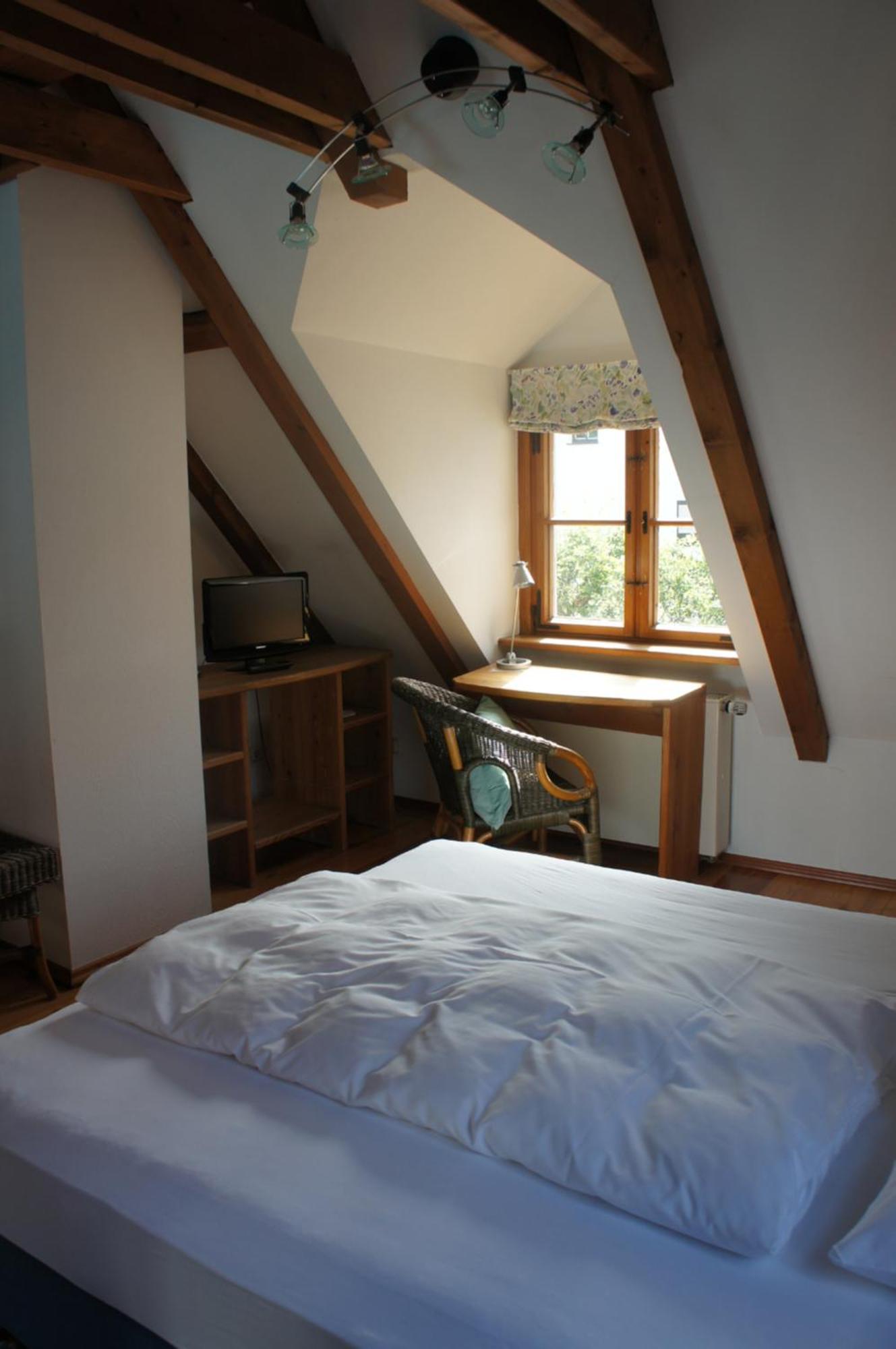 Hotel Schwarzer Adler Erlangen Chambre photo
