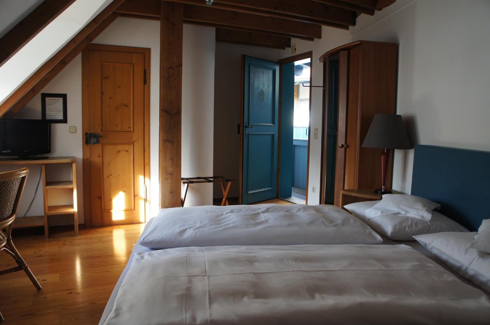 Hotel Schwarzer Adler Erlangen Chambre photo